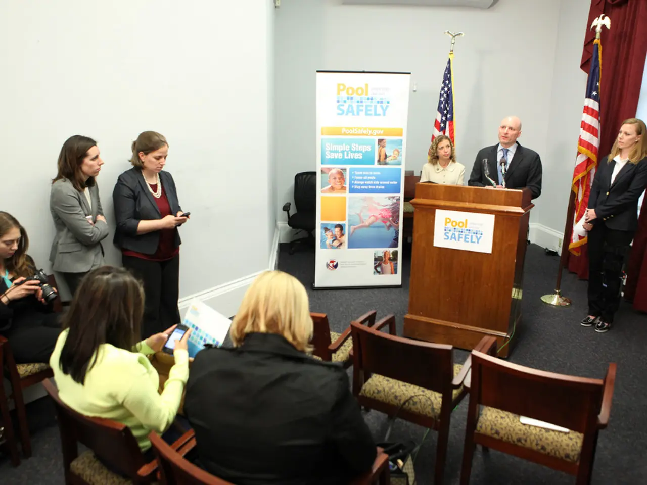 Advocates for equal parental leave for expectant mothers: Women's rights campaigner Hubig endorses...