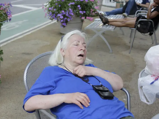 Comparing 5-HTP and Tryptophan: Which Molecule Provides Greater Serotonin Enhancement?