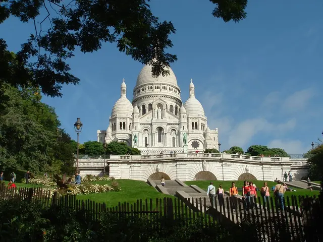 Stone Age hunter-gatherers managed to avoid inbreeding through a variety of factors, such as...