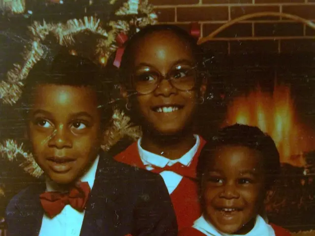 Community in small town unites to arrange a festive summer celebration for 9-year-old girl battling...