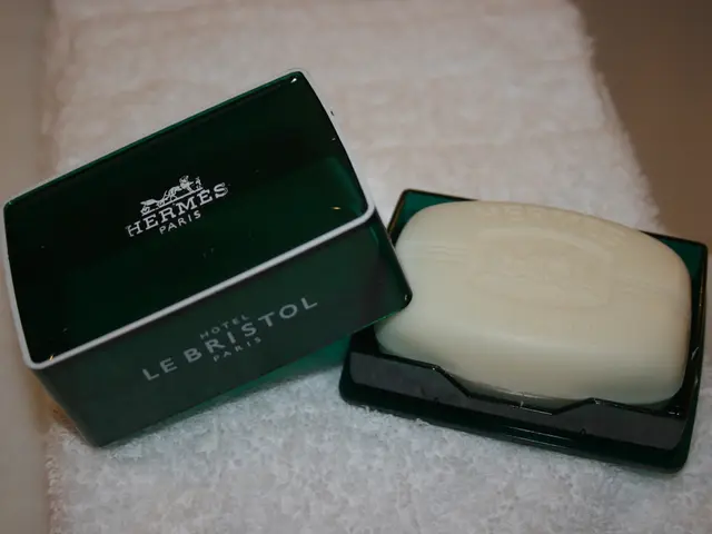 Ensuring Proper Personal Cleanliness for Elderly Women