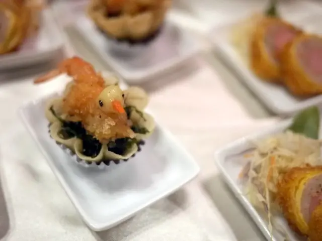 Seventeen Nutritious Snack Choices to Minimize Regret during Late-Night Snacking