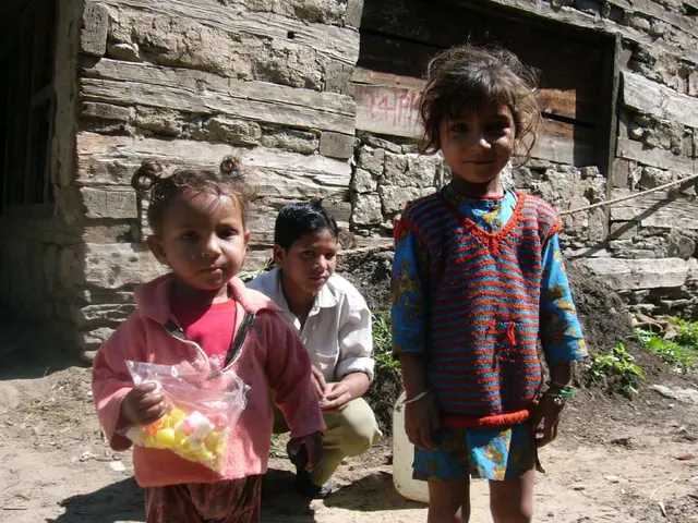 Guide to Nurturing a Progressive Mental Attitude in Your Child Through 5 Key Strategies