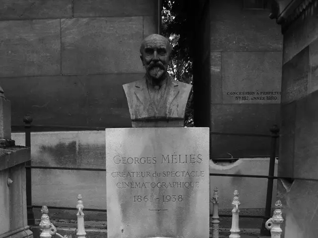 Prominent German businesswoman, Mrs von Miele, has passed away.