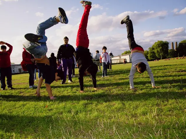 Cholesterol-Reducing Routines: Exploring Varieties, Duration, and Additional Details