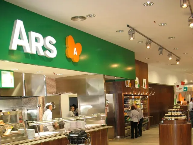 Sudden Exodus of Employees at Montreal Bus Terminal