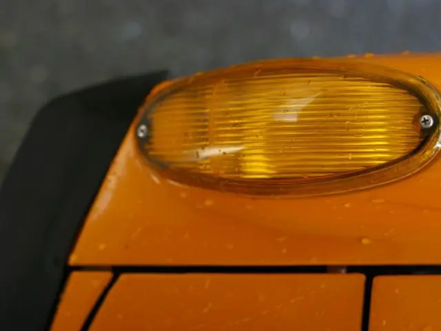 Headlight glaring causing reduced driving pleasure for some?