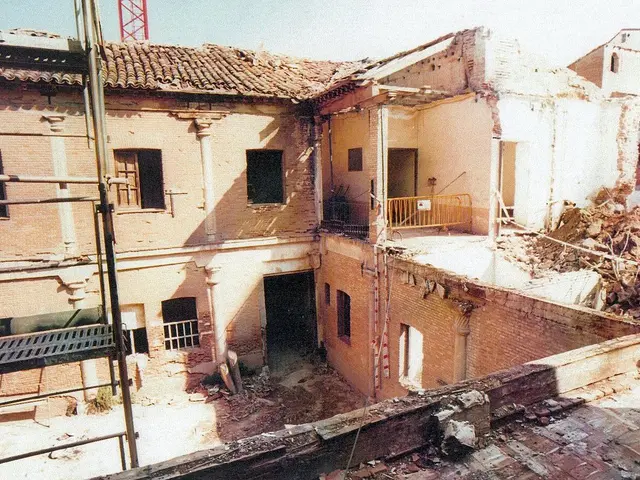 Workers in Mecklenburg-Vorpommern suffer fatal injuries due to collapsing shelves