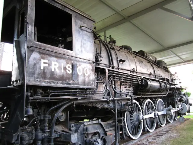 Modern Sports Facility for Swimming Being Constructed in New Russian Urban Area