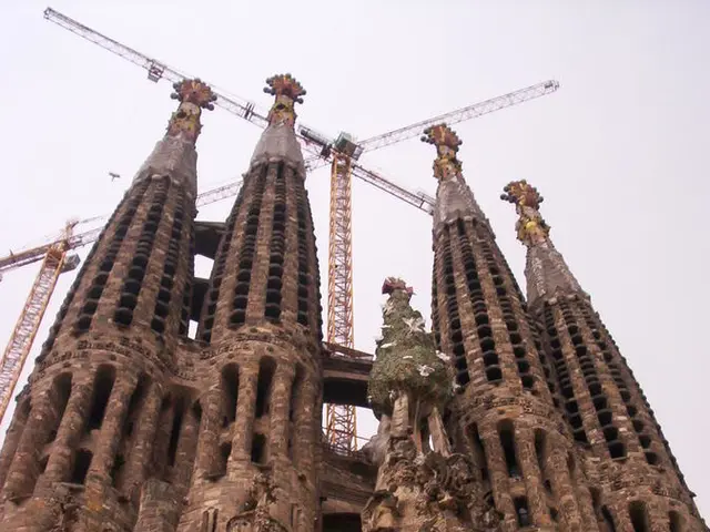 Job Retention: Examining the Factors That Keep Americans in their Employment in 2025