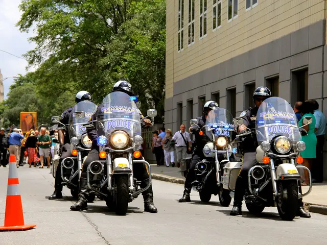 Proposal sought for a worker safety directive covering ionizing radiation risks by the Commission.