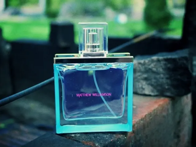 The connection between certain scents triggering remembrances.