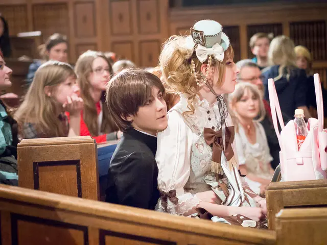 Attack captured on video: acid assault on a schoolgirl in Delhi